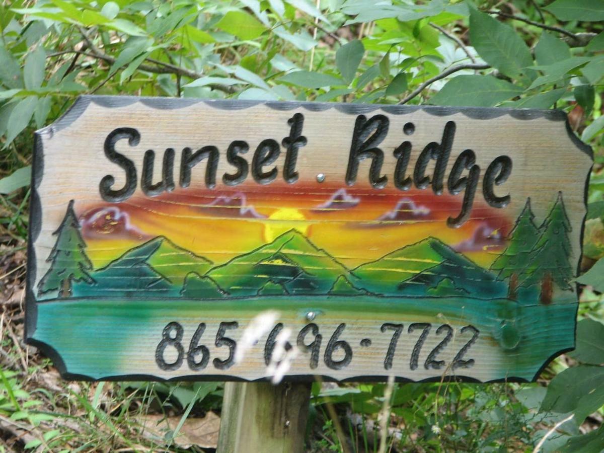 Sunset Ridge Cabin พิเจนฟอร์จ ภายนอก รูปภาพ